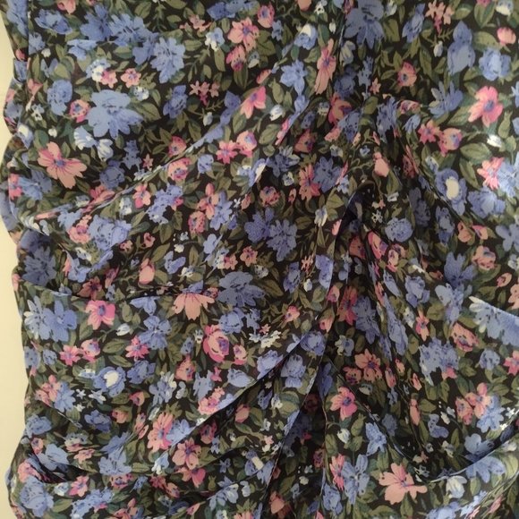 80's-inspired ASTR the Label Floral Mini Dress - Petite M - Picture 5 of 6